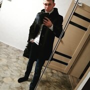 Вадим 21 год (Водолей) хочет познакомиться в Азнакаеве