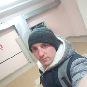 Максим 33 года (Стрелец) Сатка