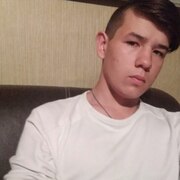 Никита 18 лет (Близнецы) Окуловка