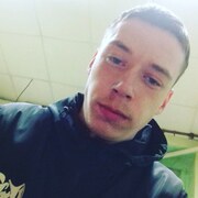 Игорь, 25, Урень