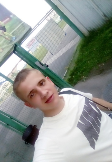 Моя фотография - Дмитрий, 29 из Череповец (@dmitriy285646)