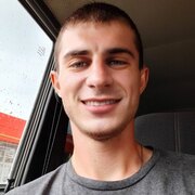 Валентин, 28, Калининская