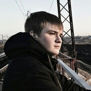 Максим Симонян, 21, Свободный