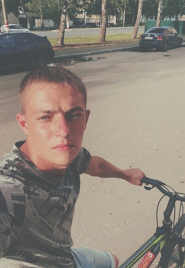 Моя фотография - Дмитрий, 33 из Стародуб (@dmitriy415482)