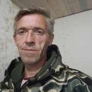 Анатолий, 48, Карпинск