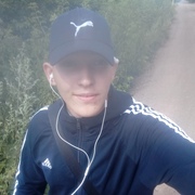 Паша, 20, Полысаево