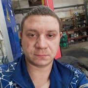 Антон, 33, Волхов