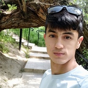 Дилшод, 25, Санкт-Петербург