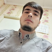 Али, 21, Уяр