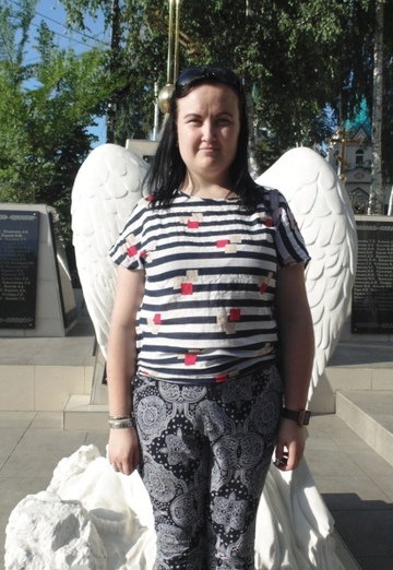 Моя фотография - Настя, 28 из Санкт-Петербург (@aglayavyatkina95)