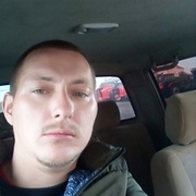 Юрий, 31, Калачинск