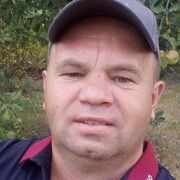 Александар, 41, Михайловка