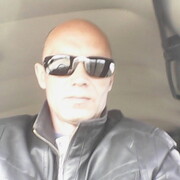 Олег, 49, Александров