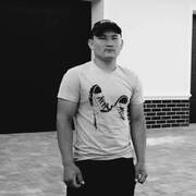 Паша, 23, Москва