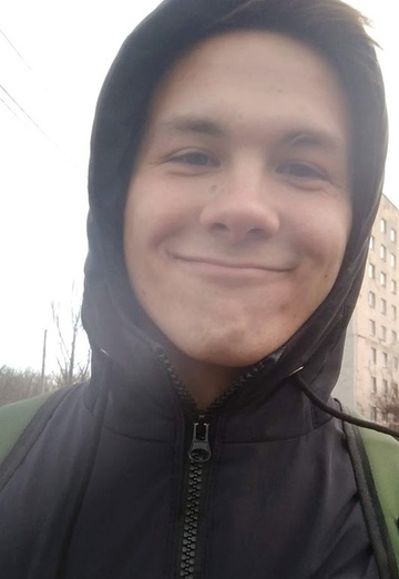 Моя фотография - Алексей, 23 из Луганск (@rovniypocik)
