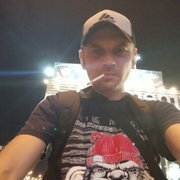 Александр, 41, Московский
