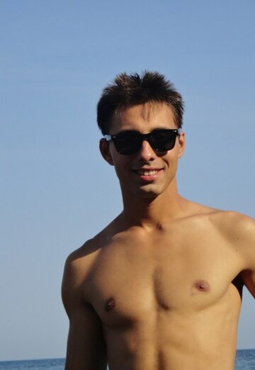 Моя фотография - Евгений, 33 из Ялта (@evgeniy76641)