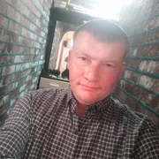 Максим, 31, Еманжелинск