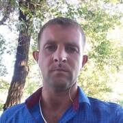 Михаил, 33, Шарыпово  (Красноярский край)