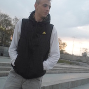 Макс, 32, Кировград