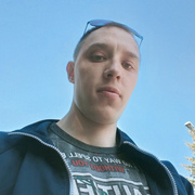 Андрей, 26, Медведево