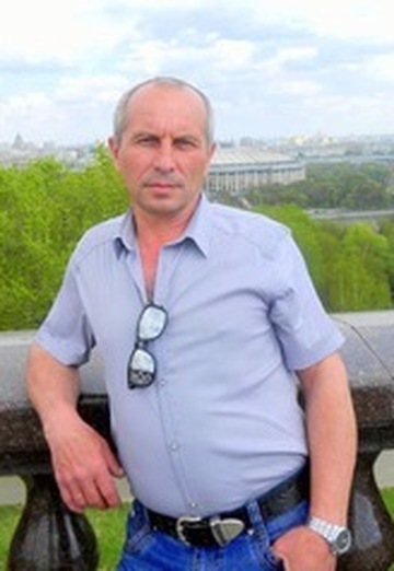 Моя фотография - Владимир, 59 из Золотое (@vladimir213542)