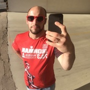 Олег, 29, Санкт-Петербург