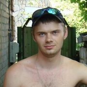 Артем, 37, Кировск