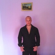 Александр, 30, Возрождение