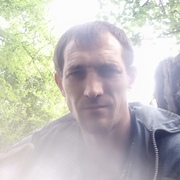 Александр, 40, Медведовская