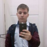 Олег, 23, Сасово
