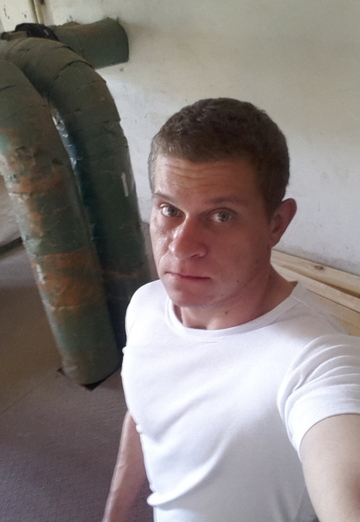 Моя фотография - Андрей, 35 из Солигорск (@andrey459709)