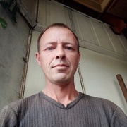 Александр, 43, Реж