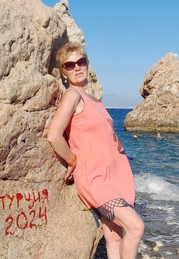 Lara (@lara483) — my photo № 3