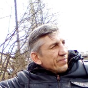 Виктор, 46, Суворов