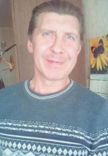 La mia foto - Yuriy, 55 di Staraya (@uriy95140)