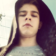 Андрей, 21, Керчь