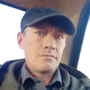 Александр, 30, Новосергиевка