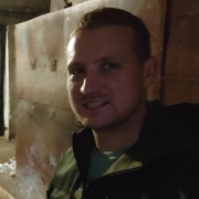 Михаил, 27, Учалы