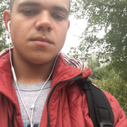 олег, 24, Сертолово