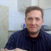 Александр, 63, Александровск