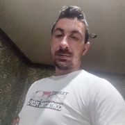 Олег, 31, Алексеевка (Белгородская обл.)