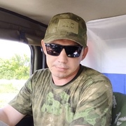 Евгений, 30, Ровеньки