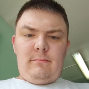 Павел, 21, Ижевск