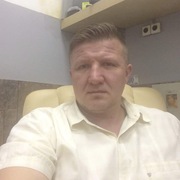 Олег, 48, Тучково