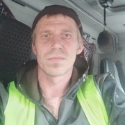 Виталий, 41, Пудож