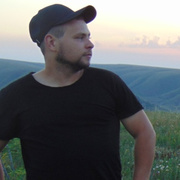 Максим Иванов, 28, Гиагинская