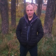 Виталик, 46, Монино