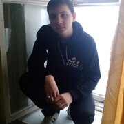 Анатолий, 26, Стрежевой