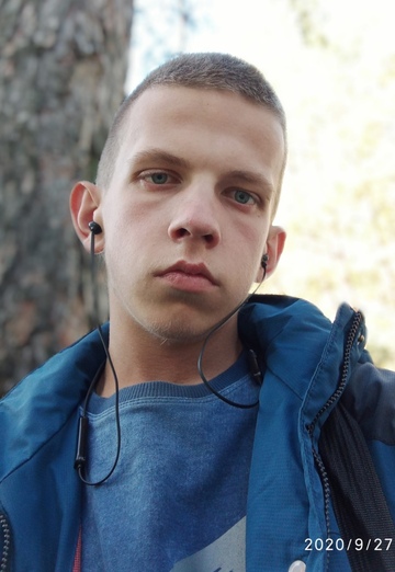 Моя фотография - Антон, 21 из Лесной (@anton183380)